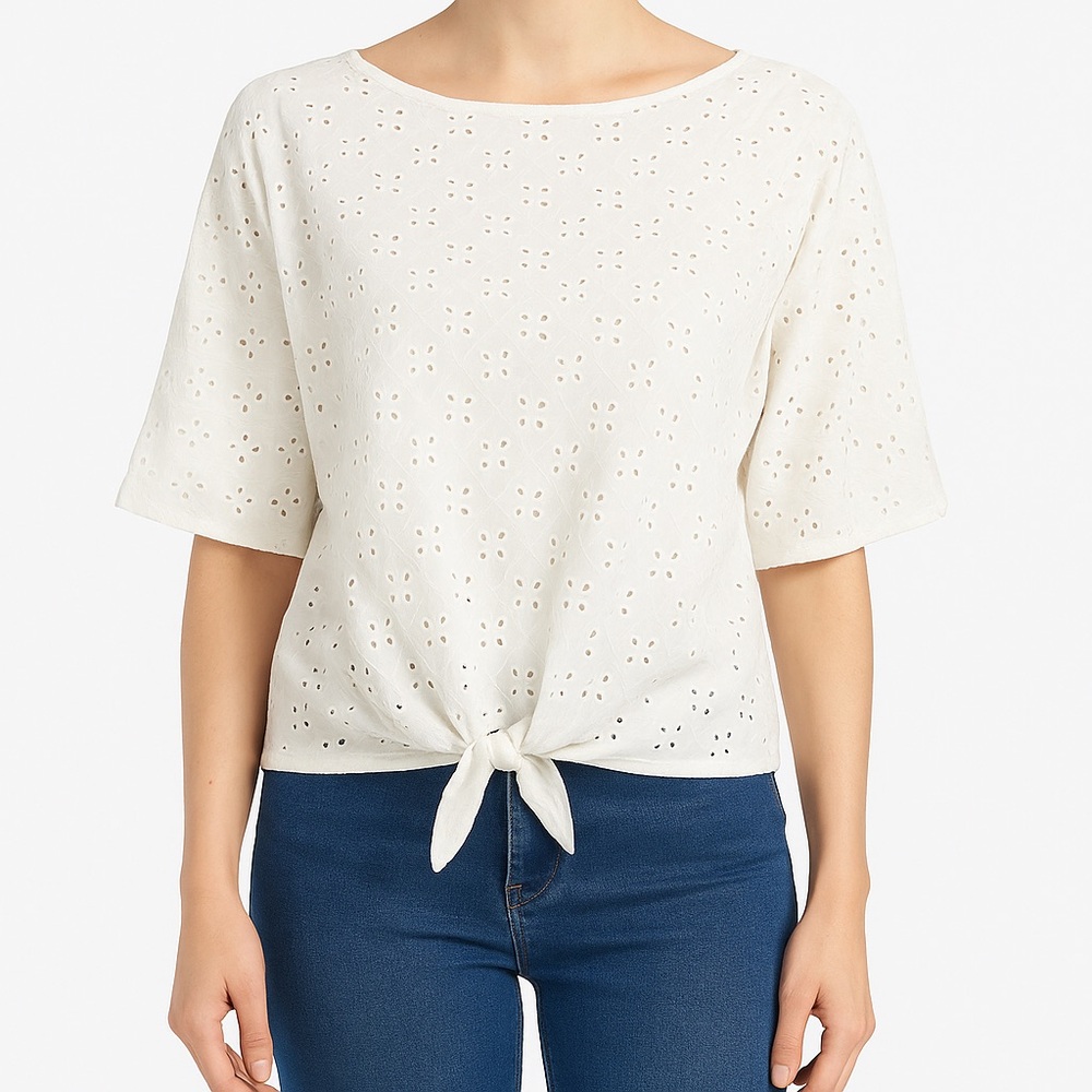Caution to the Wind White Eyelet Tie Front Blouse – Size Small